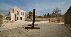 Impecable casa de pueblo reformada con jardín y piscina en Santanyí