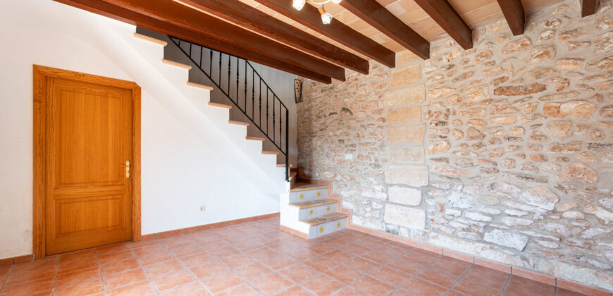 Casa de pueblo con terrazas en Es Llombards