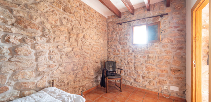 Casa de pueblo con terrazas en Es Llombards