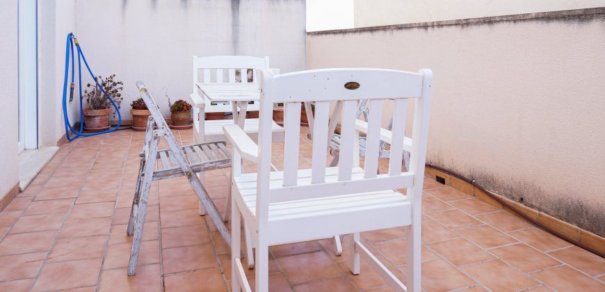 Piso con terraza en Campos