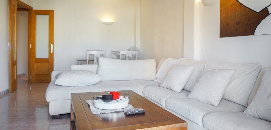 Piso con terraza en Campos