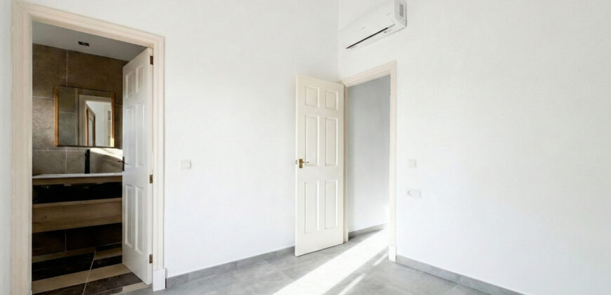 Impecable adosado en alquiler con piscina en Ses Salines