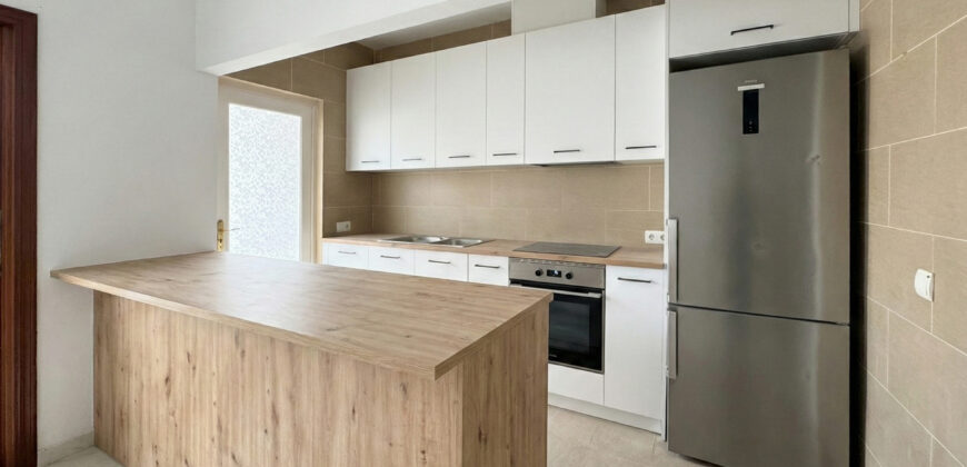 Impecable adosado en alquiler con piscina en Ses Salines