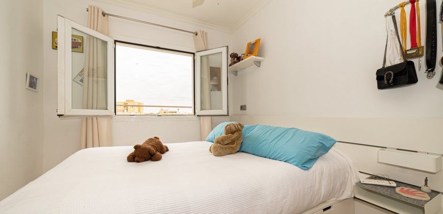 Piso en venta con vistas al mar en Portixol – Molinar