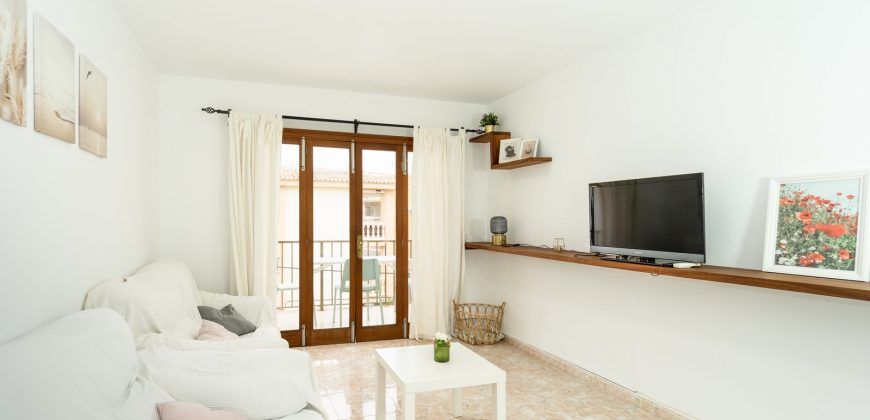 Luminoso piso en venta junto al mar en Colonia de Sant Jordi