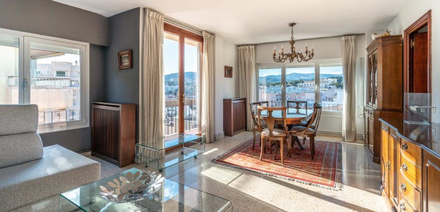 Spacious apartment for sale in Palma de Majorca