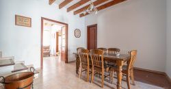Town house to rent with big terrace in Felanitx