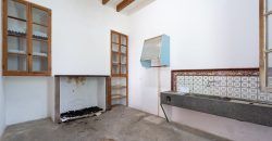 Amplia casa de pueblo en venta en Son Maciá (Manacor)