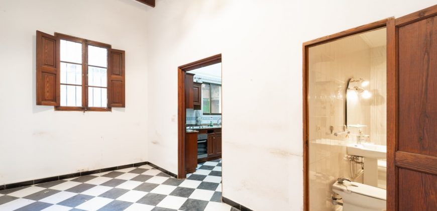 Preciosa casa señorial en venta a reformar en Porreres
