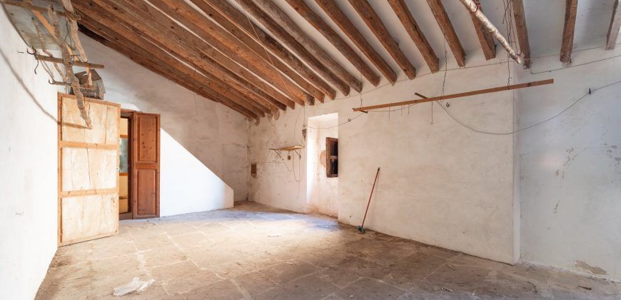 Preciosa casa señorial en venta a reformar en Porreres