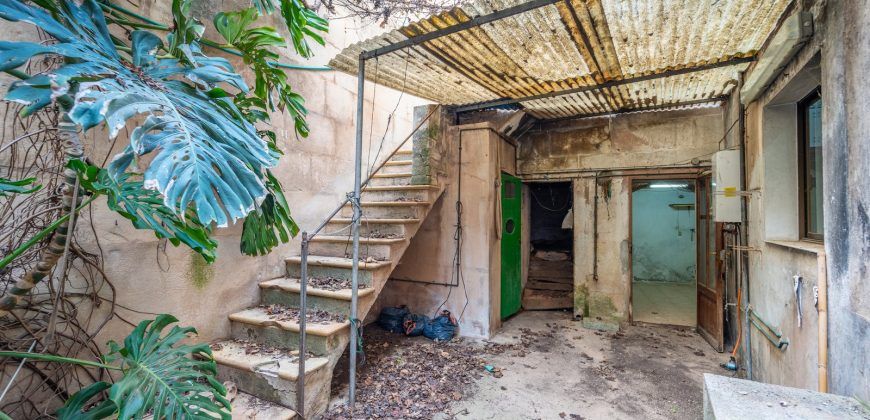 Preciosa casa señorial en venta a reformar en Porreres