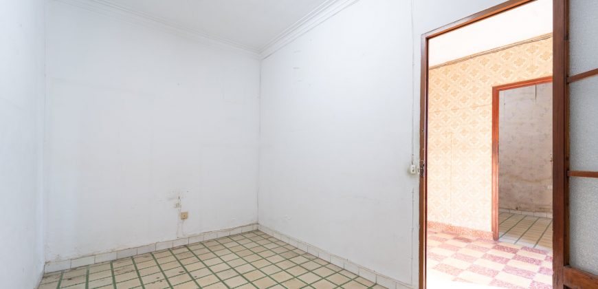 House with garden for sale in Son Sardina