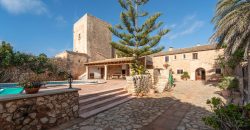 Finca zu verkaufen mit Pool in Santanyí