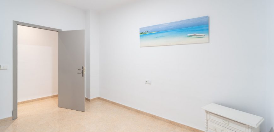 Amplio piso en alquiler en Palma de Mallorca junto a Plaza España