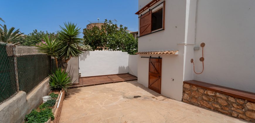 Renovated ground floor apartment to rent with a massive terrace in Cala Santanyi
