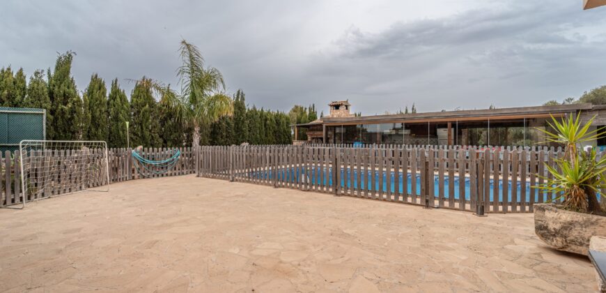 Chalet independiente con jardín y piscina propios en venta en Portocolom