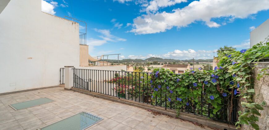 Charming town house to rent in Montuïri