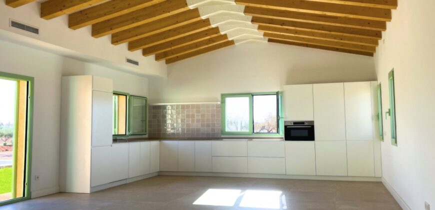 Recently built country house for sale with swimming pool in the Es Trenc & Ses Covetes area