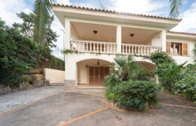 Chalet con vistas al mar en alquiler en Bellavista