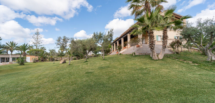 Finca zu verkaufen mit Meerblick und pool in Colonia Sant Jordi