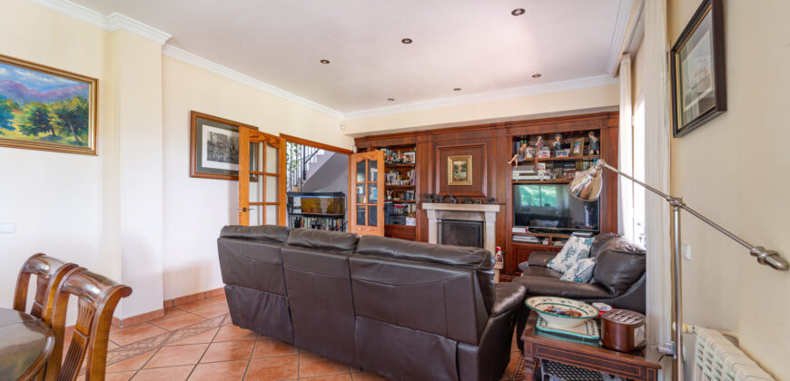 Finca zu verkaufen mit Meerblick und pool in Colonia Sant Jordi