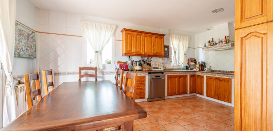 Finca zu verkaufen mit Meerblick und pool in Colonia Sant Jordi