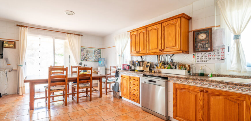 Finca zu verkaufen mit Meerblick und pool in Colonia Sant Jordi