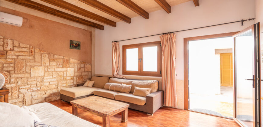 Casa de pueblo con piscina en venta en Ses Salines