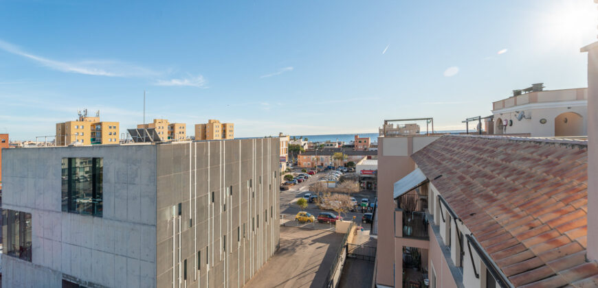 Ático en venta con amplia terraza y vistas en Es Portixol, Palma