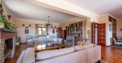 House with sea views and pool in Ses Salines