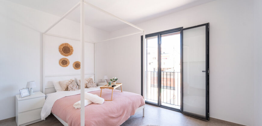 Casa en planta baja en venta en Colonia de Sant Jordi con jardín y piscina privada