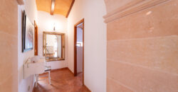 Mallorcan town house for rrent in Campos with patio, terrace, and three bedrooms