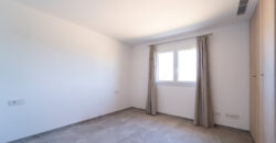 Chalet de obra nueva en venta en Sa Rápita con piscina, jardín y ubicación privilegiada