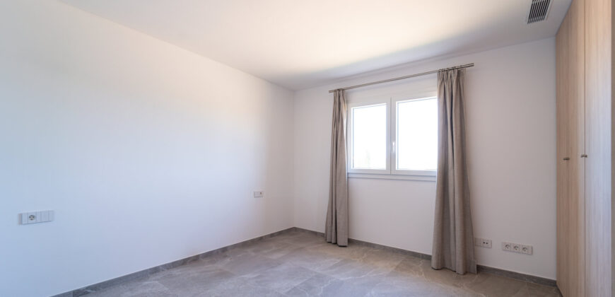 Chalet de obra nueva en venta en Sa Rápita con piscina, jardín y ubicación privilegiada
