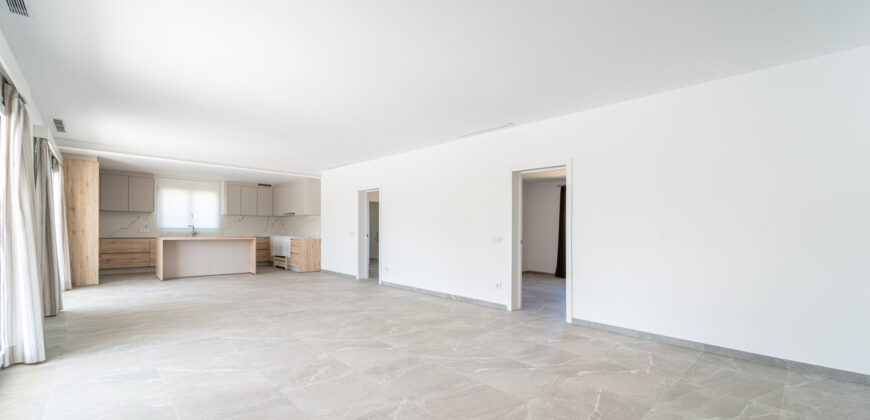 Chalet de obra nueva en venta en Sa Rápita con piscina, jardín y ubicación privilegiada