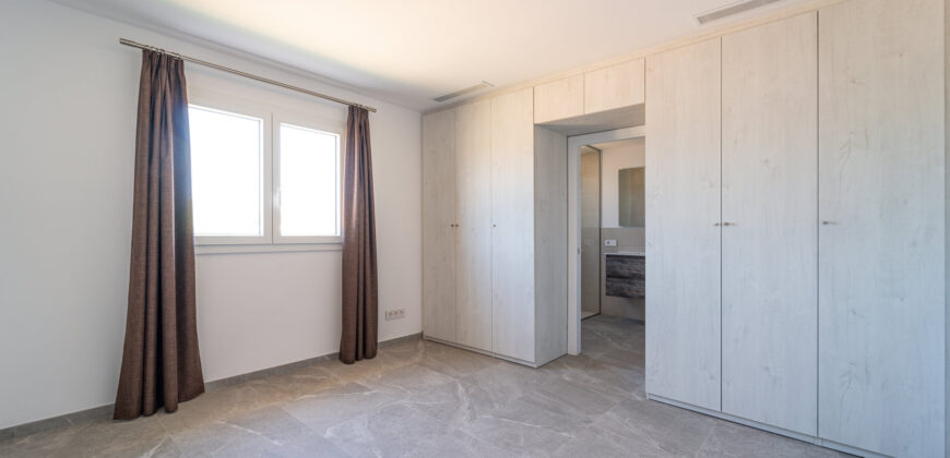 Chalet de obra nueva en venta en Sa Rápita con piscina, jardín y ubicación privilegiada