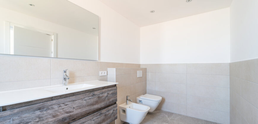 Chalet de obra nueva en venta en Sa Rápita con piscina, jardín y ubicación privilegiada