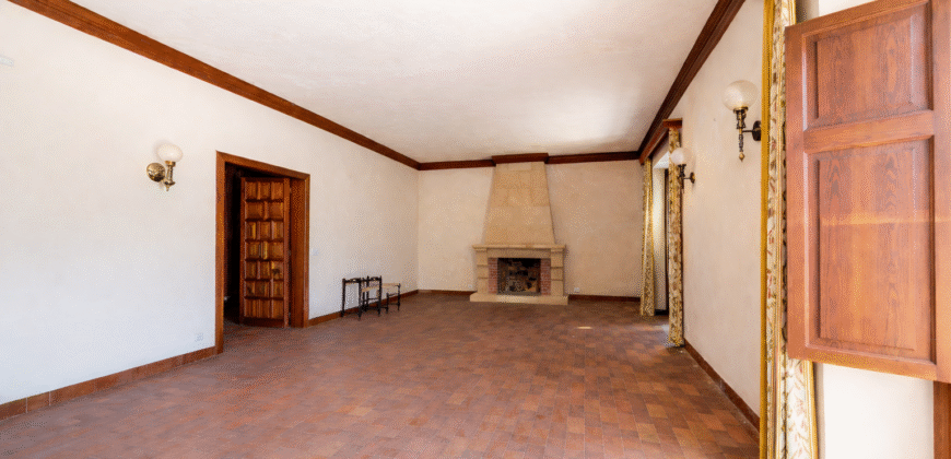 Historic Estate for Sale in Pollença: An 831 m² Architectural Legacy in the Heart of the Serra de Tramuntana