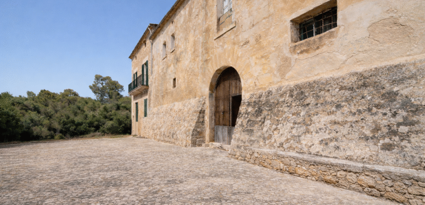 Venta de histórica possessió en Pollença: 830 m² de legado señorial en un entorno de 240 hectáreas