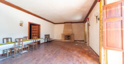 Historic estate in Pollença to renovate, with over 8,900 sq ft of built area and unique potential