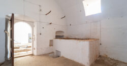 Historic estate in Pollença to renovate, with over 8,900 sq ft of built area and unique potential