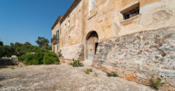 Historic estate in Pollença to renovate, with over 8,900 sq ft of built area and unique potential