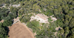 Historic estate in Pollença to renovate, with over 8,900 sq ft of built area and unique potential