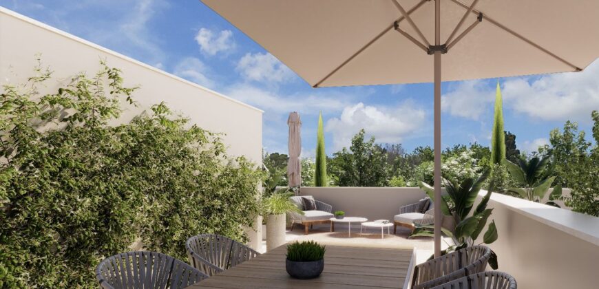 Newly built town house in Ses Salines with garden, pool and garage