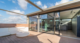 Ático estudio amueblado en alquiler en Manacor con amplia terraza y excelentes calidades