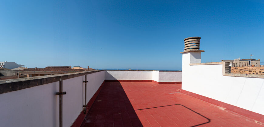 Chalet en alquiler en Sa Ràpita con vistas al mar y terraza, ideal para estancias por temporada