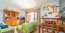 Chalet en alquiler en Sa Ràpita con vistas al mar y terraza, ideal para estancias por temporada