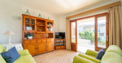 Chalet en alquiler en Sa Ràpita con vistas al mar y terraza, ideal para estancias por temporada