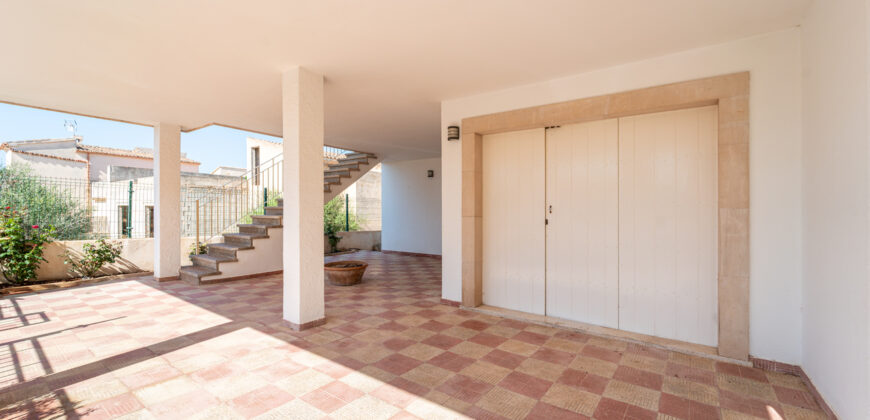 Chalet en alquiler en Sa Ràpita con vistas al mar y terraza, ideal para estancias por temporada