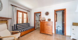 Chalet en alquiler en Sa Ràpita con vistas al mar y terraza, ideal para estancias por temporada